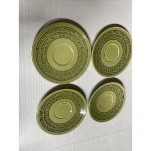 TAYLOR, SMITH & T (TS&T)‎ (4) Oasis Green Saucers